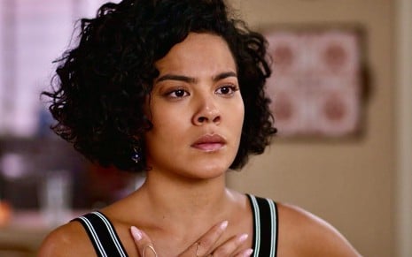 Bella Campos como Maria de Fátima no remake de Vale Tudo, da Globo