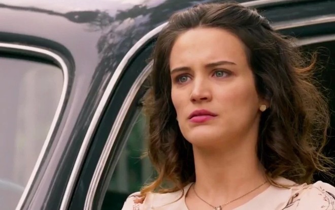 Bianca Bin como Maria em Êta Mundo Bom!