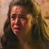 Maisa está caracterizada como Bia, sua personagem na novela Garota do Momento, da TV Globo