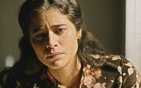 Isadora Cruz em cena de Guerreiros do Sol como Rosa