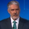 William Bonner e Ana Luiza Guimarães têm expressão séria na bancada do Jornal Nacional