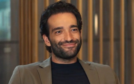 Humberto Carrão em cena de Vale Tudo como Afonso