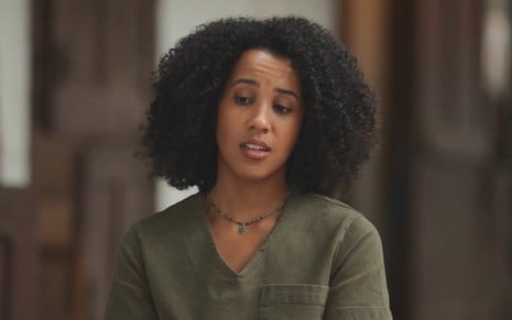 Ramille está em cena como Fernanda na novela Vale Tudo, da TV Globo