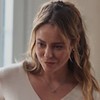 Paolla Oliveira está caracterizada como Heleninha Roitman no remake de Vale Tudo, da Globo