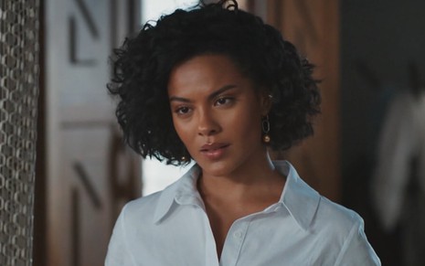 Bella Campos como Maria de Fátima no remake de Vale Tudo, da Globo