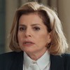 Debora Bloch em cena do remake de Vale Tudo, da Globo, como Odete Roitman