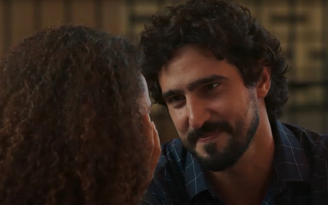 Taís Araujo contracena com Renato Góes no remake da Globo, Vale Tudo