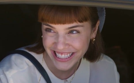Alice Wegmann como Solange no remake de Vale Tudo, da Globo