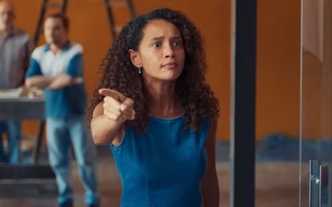 A atriz Taís Araujo como Raquel em Vale Tudo