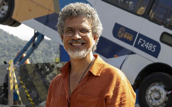 O diretor artístico André Câmara nos bastidores de Volta por Cima