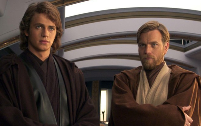 Hayden Christensen e Ewan McGregor em cena de Star Wars: Episódio 3
