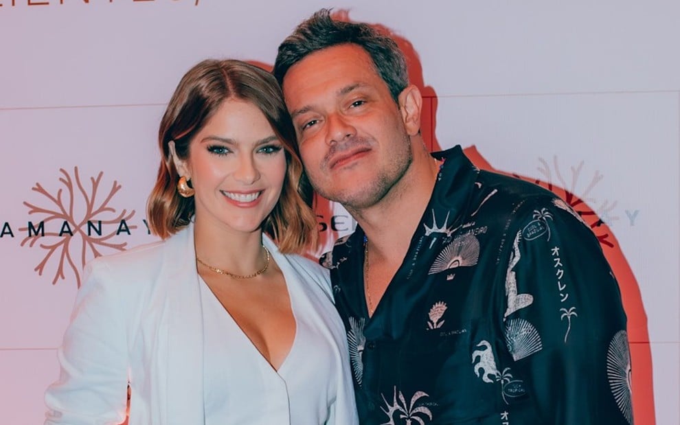 Isabella Santoni e o marido, Henrique Blecher