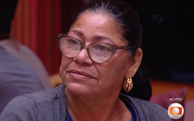 Joselma Silva com expressão séria no BBB 25