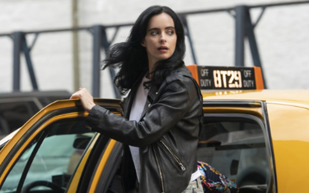 Krysten Ritter em cena de Jessica Jones