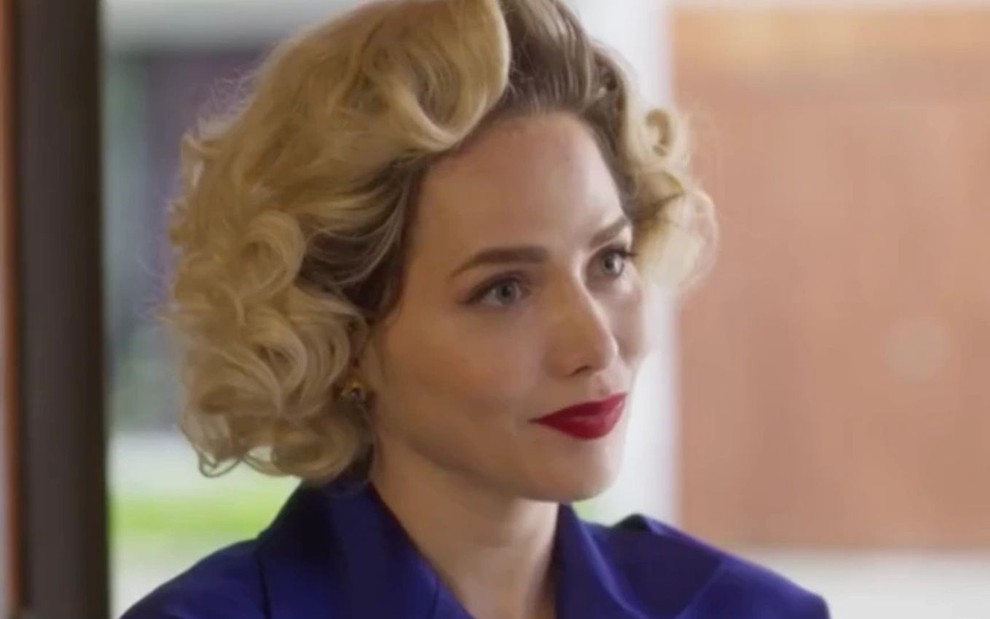 Leticia Colin na novela Garota do Momento