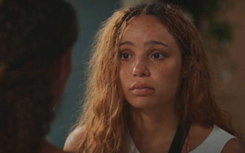 Leticia Vieira em cena de Vale Tudo como Gilda