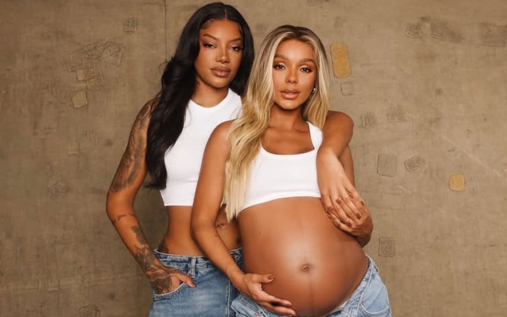 Foto de Ludmilla abraçada com Brunna