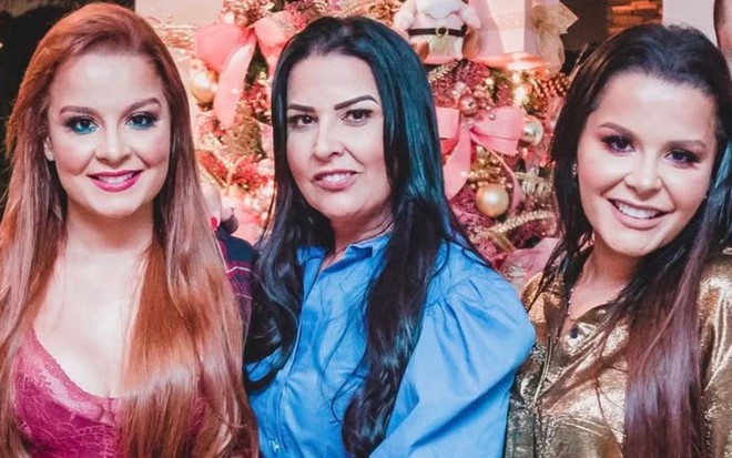 Foto mostra Maiara, Almira e Maraisa