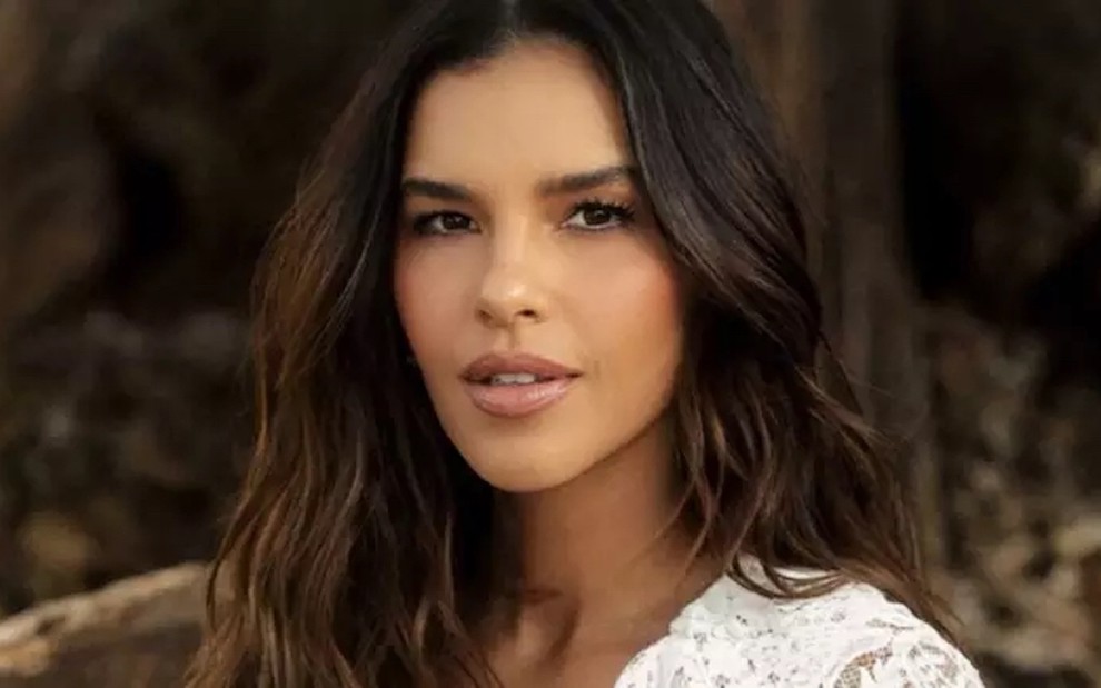A atriz Mariana Rios em foto publicada no Instagram