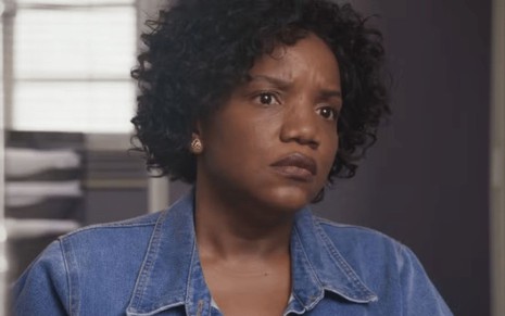 Mary Sheila em cena da novela Elas por Elas