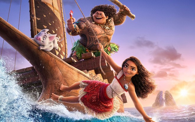 Cena de Moana 2; Moana e Maui estão em jangada no meio do mar