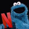 Fantoche azul segura N vermelho da Netflix em foto promocional