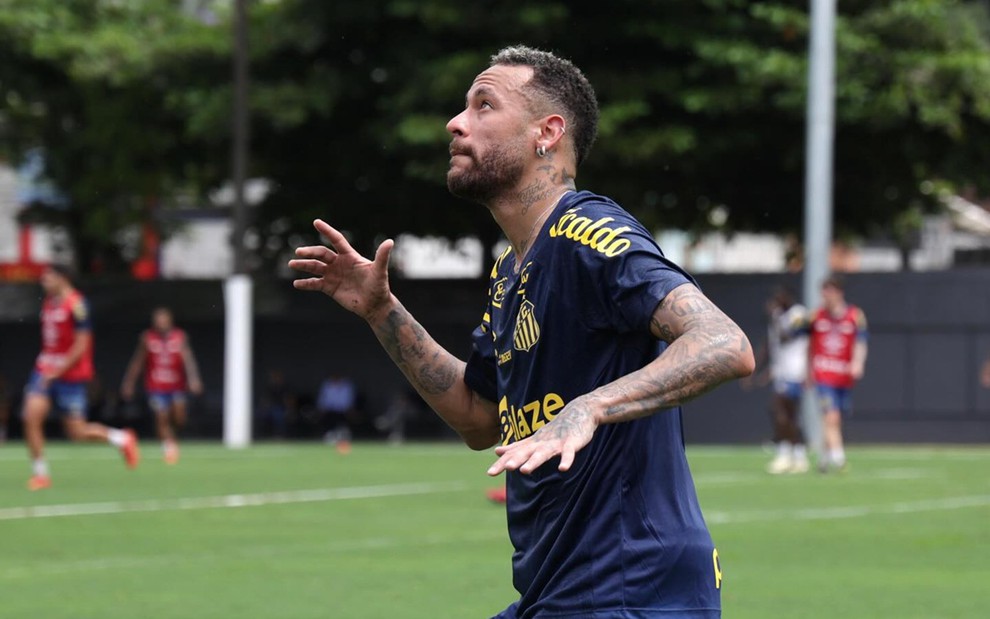 Neymar Jr. em treino pelo Santos