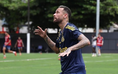 Neymar Jr. em treino pelo Santos