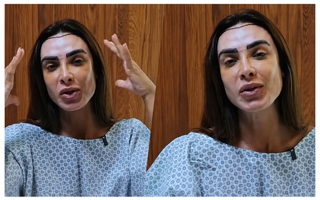 uma mulher branca, usa um camisola branca com detalhes em azul