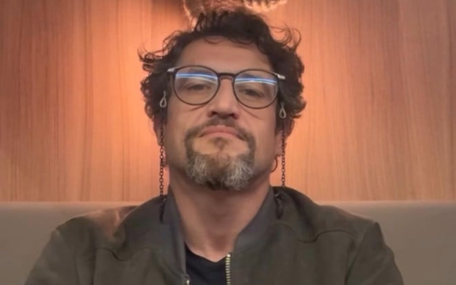 Imagem de Alexandre Slaviero em conversa com seguidores do Instagram
