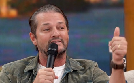 Imagem de Marcelo Serrado no programa Encontro, da Globo
