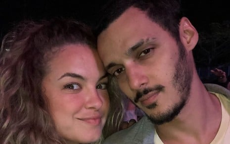 Selfie de Lua Blanco e Leandro Soares