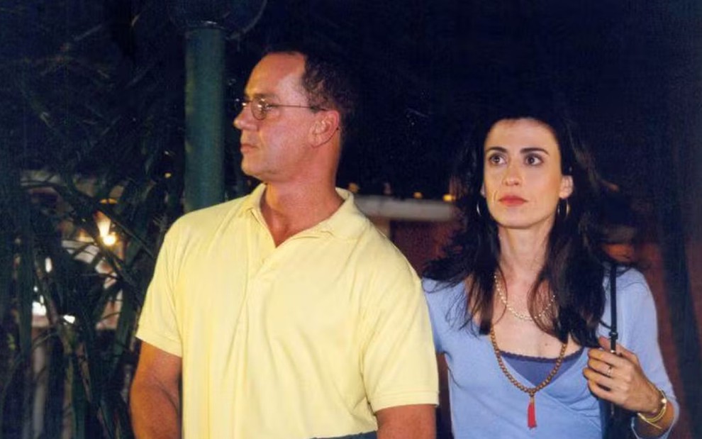 Foto de Rui (Luiz Fernanda Guimarães) e Vani (Fernanda Torres) em episódio de Os Normais