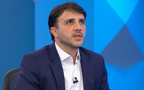 Imagem de Renan Santos em sabatina na Globo