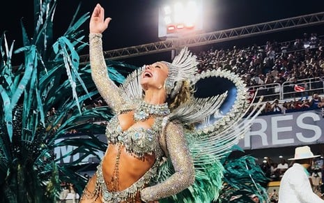 Paolla Oliveira no Carnaval 2025