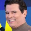 Montagem com Patricia Abravanel no Programa Silvio Santos à esquerda e Celso Portiolli no Passa ou Repassa, do Domingo Legal, à direita