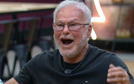Cris Moliterno tem expressão tensa em prova do Power Couple