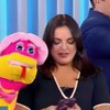A cobra Judite com os apresentadores Fabíola Reipert, Eleandro Passaia e e Roberto Guastelli no Balanço Geral