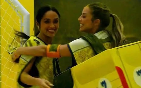 Eva Pacheco e Renata Saldanha no final da primeira prova do BBB 25