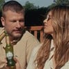 Rodrigo Hilbert e Fernanda Lima segurando cervejas