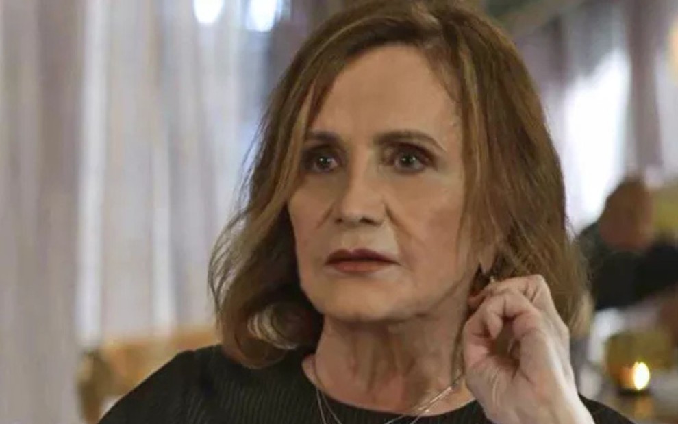 Rosamaria Murtinho em cena da novela A Dona do Pedaço