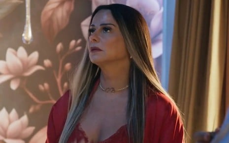 Viviane Araujo em cena da novela Volta por Cima