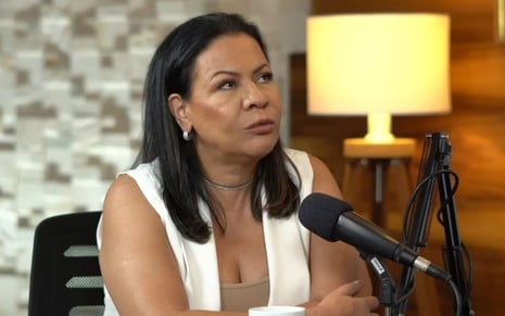 Ruth Moreira em podcast no YouTube