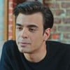 Levent (Semi Sırtıkkızıl) em cena da novela Força de Mulher