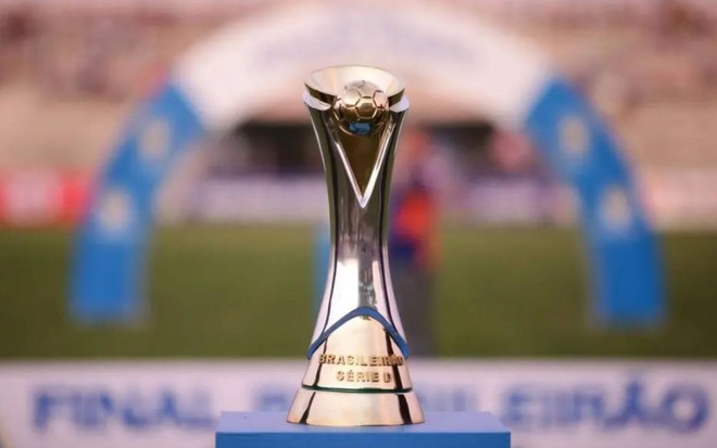 Imagem da taça da Série D do Campeonato Brasileiro