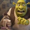 Burro e Shrek estão gritando em cena do filme; estilo de animação está bem diferente