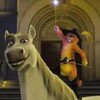 Cena de Shrek 2 com o Burro transformado em alazão e o Gato de Botas segurando uma varinha de condão