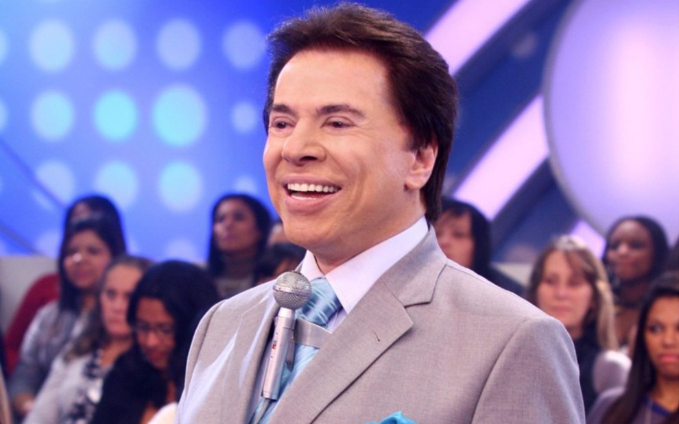 Silvio Santos sorri em imagem do Programa Silvio Santos