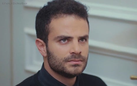 Raif (Sinan Helvac) em cena da novela Força de Mulher