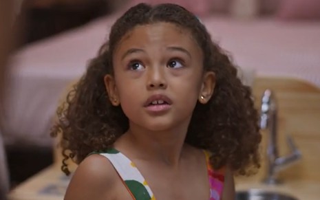 Elis Cabral está em cena como Sofia na novela Dona de Mim, da Globo